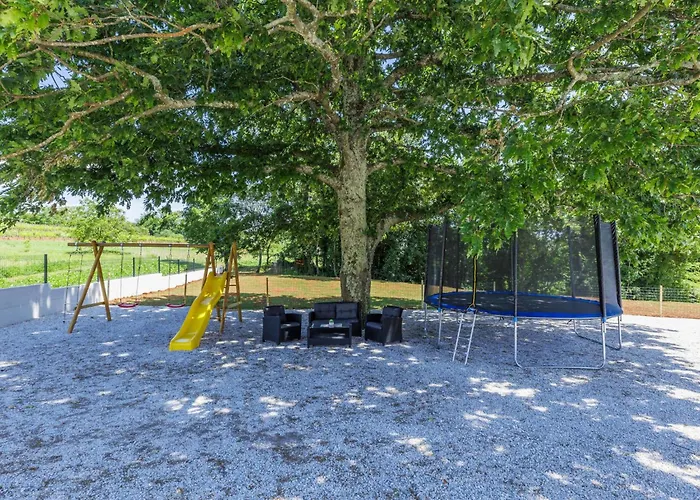 펜션 Tina By Interhome Žminj