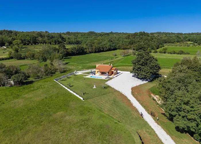 Tina By Interhome 펜션 Žminj